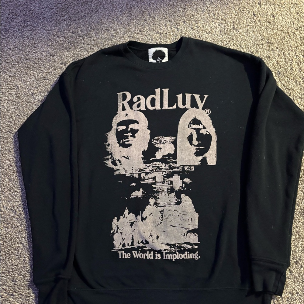 Radluv Graphic Sweatshirt